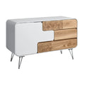 **Moderne dressoir met houtaccenten en strakke lijnen**